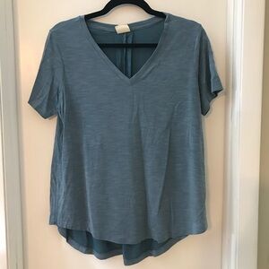 ✨✨5/$10✨✨ Mod Ref Top Blouse Size S Blue Color Never Worn